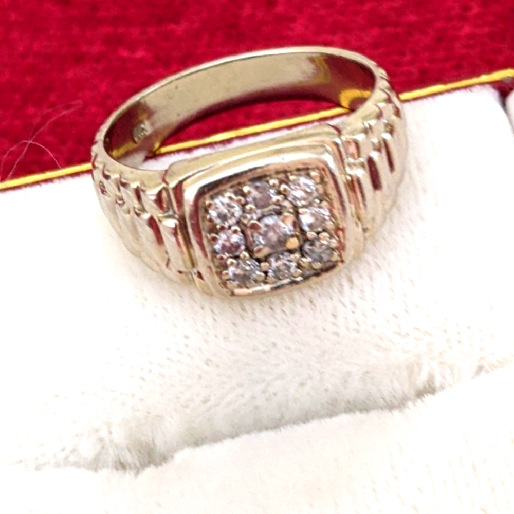14K 💛 GOLD HIP HOP STYLE MEN'S CLUSTER DIAMOND SIGNED RING - Picture 3 of 8